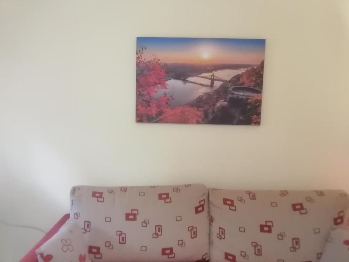Zoe'S Apartment Bright&Cozy เอเธนส์ ภายนอก รูปภาพ